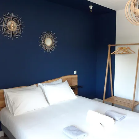 Bed and breakfast L'expression 3*